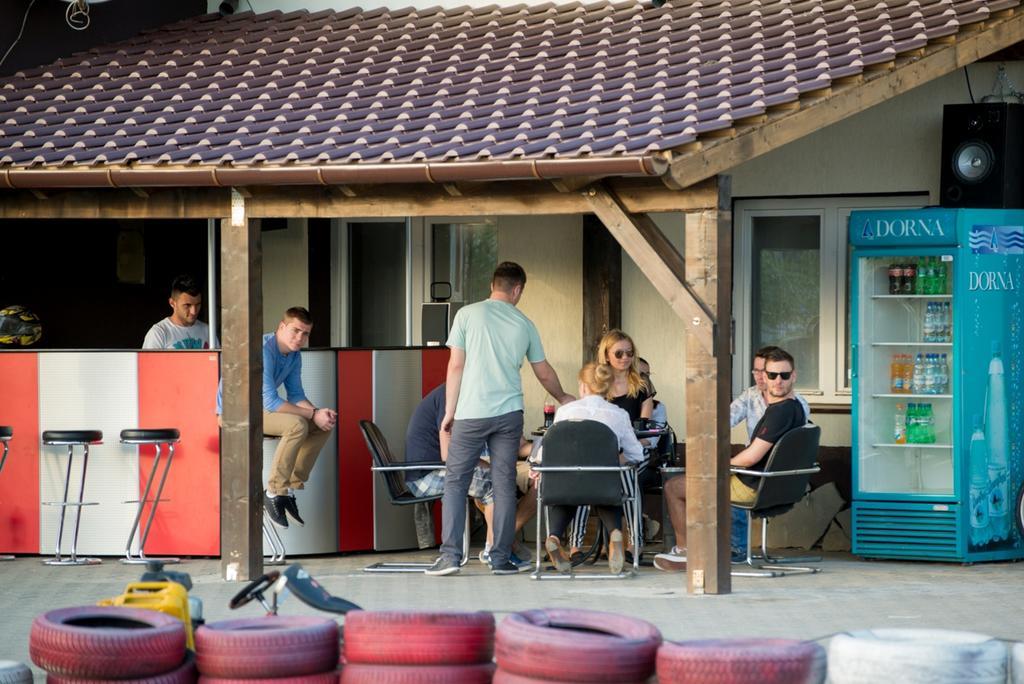 Ferienwohnung Speedhouse Alba Iulia Exterior foto