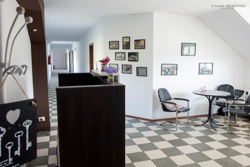 Ferienwohnung Speedhouse Alba Iulia Exterior foto